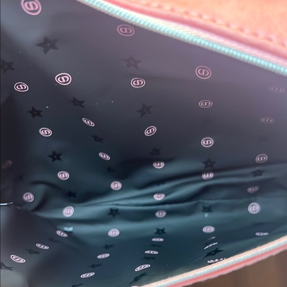 Dior Pink Pouch - Picture 5 of 8